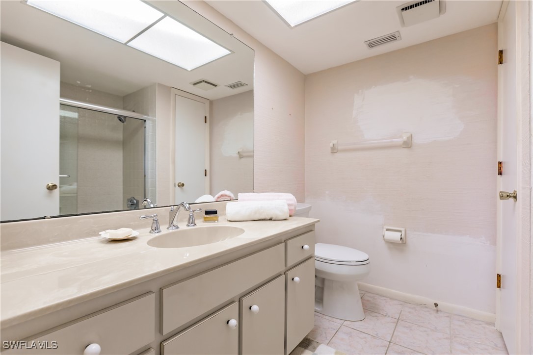 1102 SE 39th TER 108