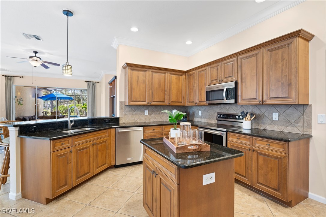 11106 Oxbridge WAY