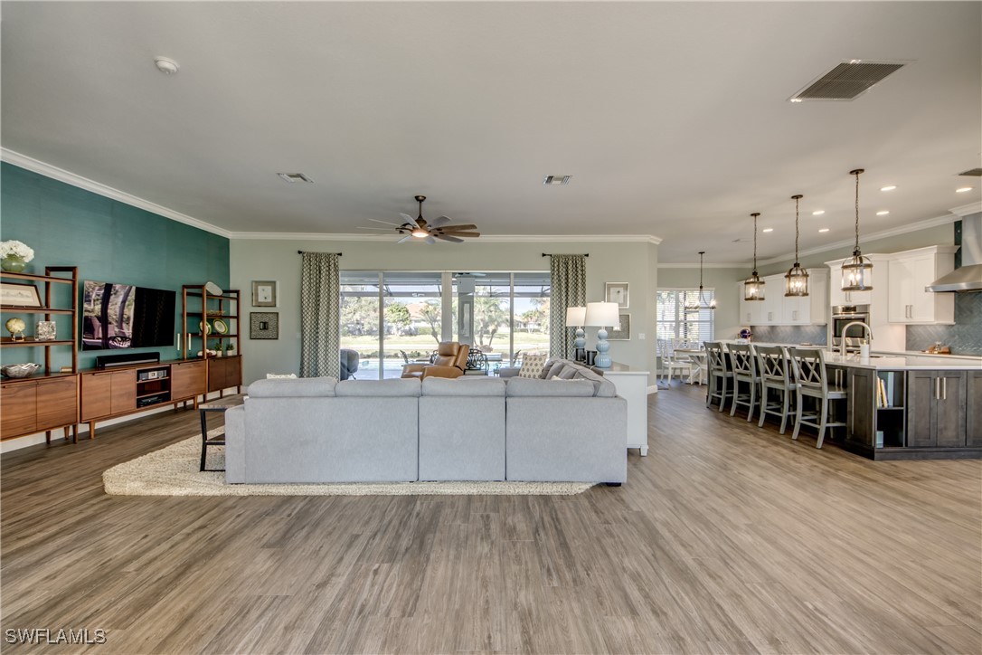 12019 Mahogany Isle LN