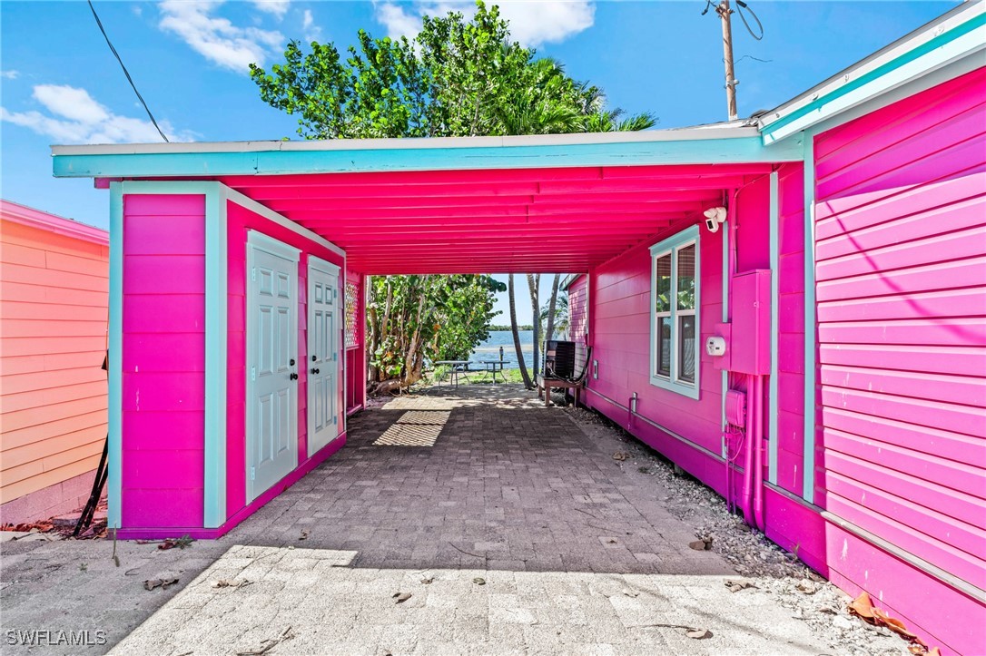 4760 Pine Island RD NW