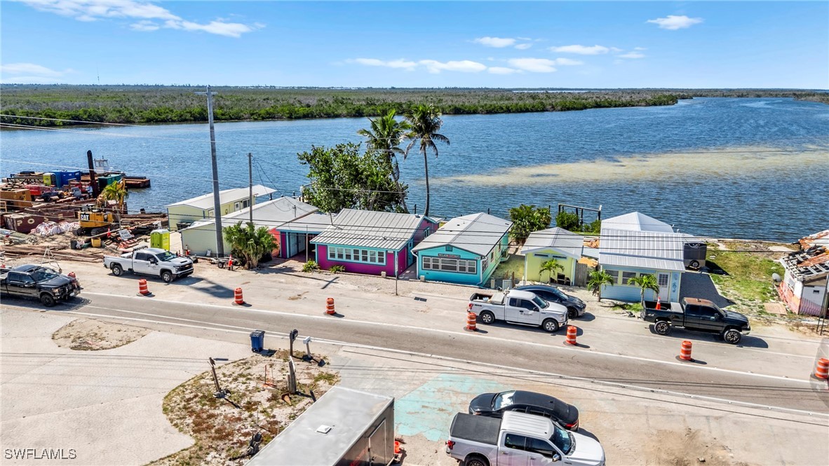 4760 Pine Island RD NW