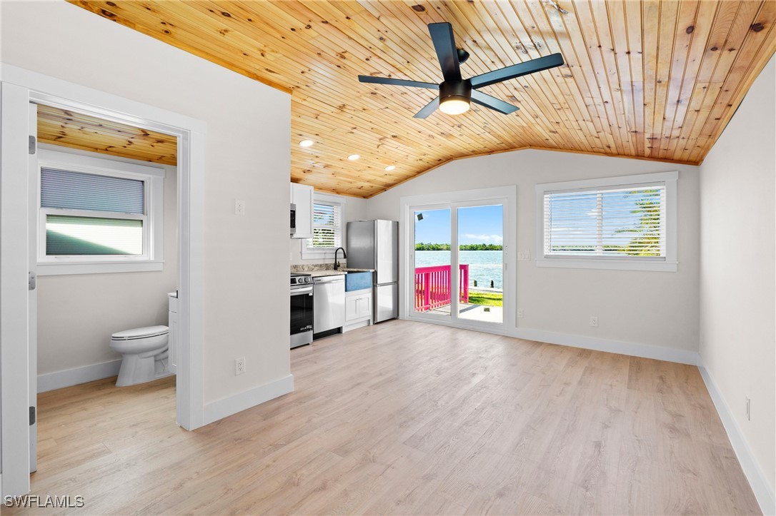 4760 Pine Island RD NW