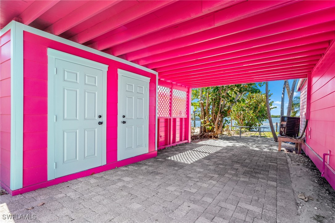 4760 Pine Island RD NW