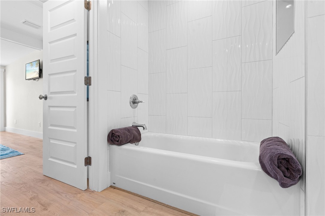 4760 Pine Island RD NW