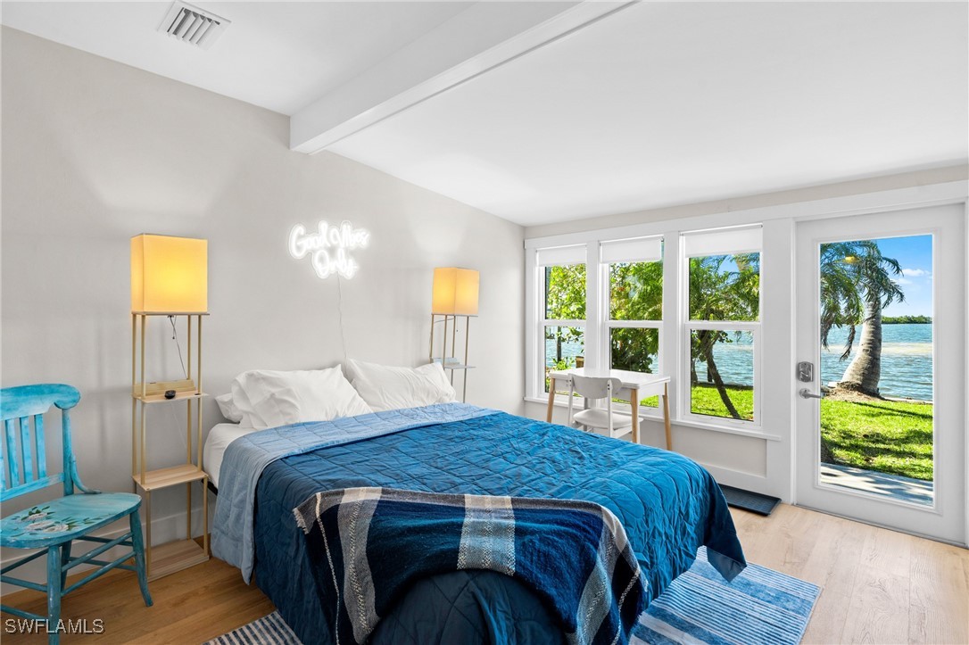 4760 Pine Island RD NW