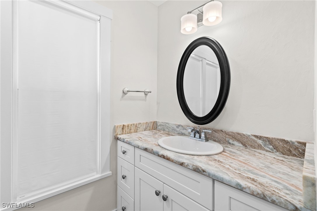 4760 Pine Island RD NW