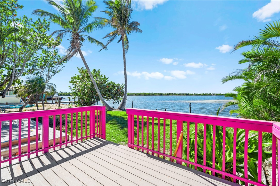 4760 Pine Island RD NW