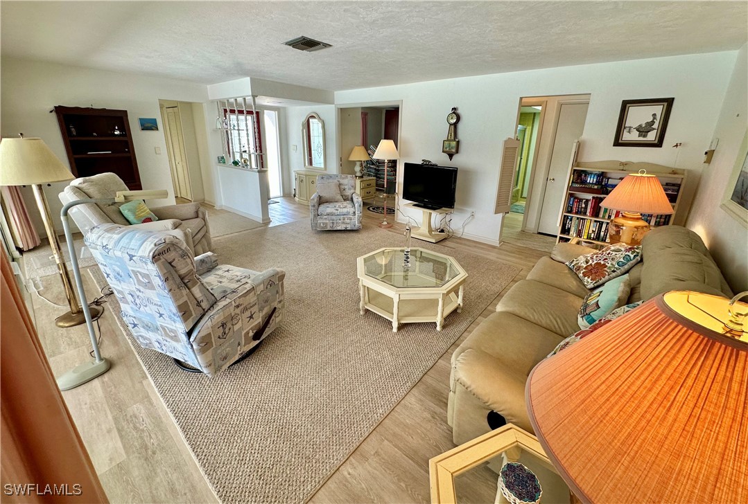 4343 S Gulf CIR