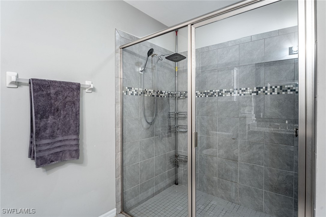 4334 Dutchess Park RD