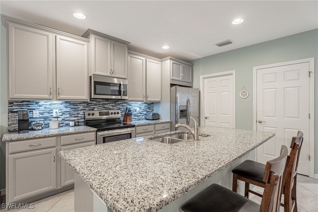 4334 Dutchess Park RD