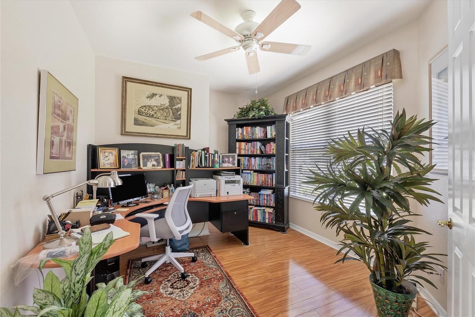2446 MAGNOLIA CIR