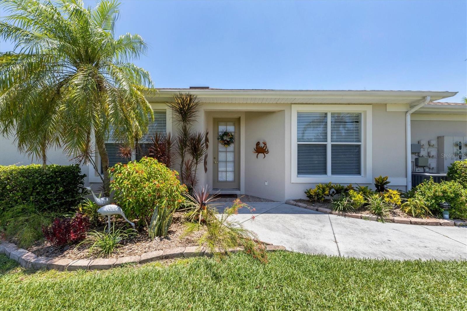 2446 MAGNOLIA CIR