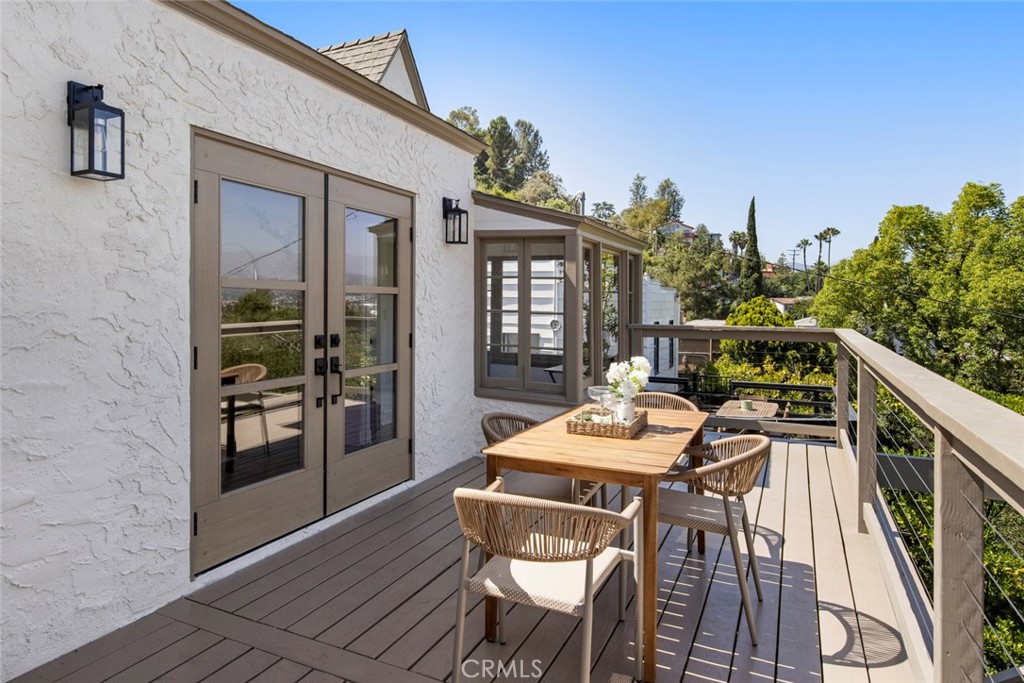 2376 Lake View Avenue