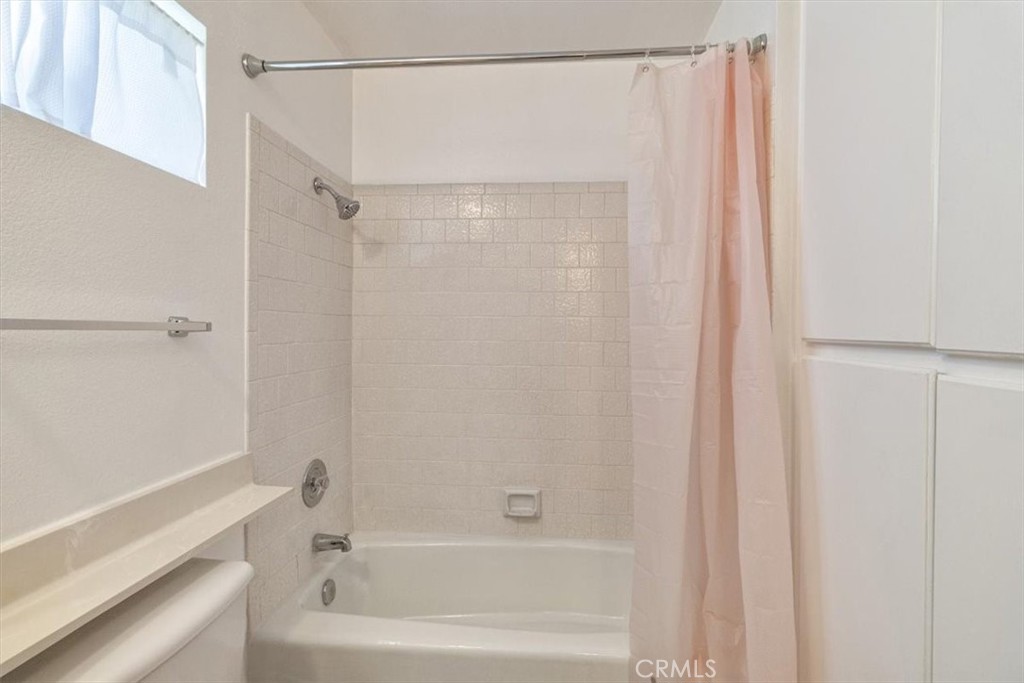 322 N Avenue 66 5