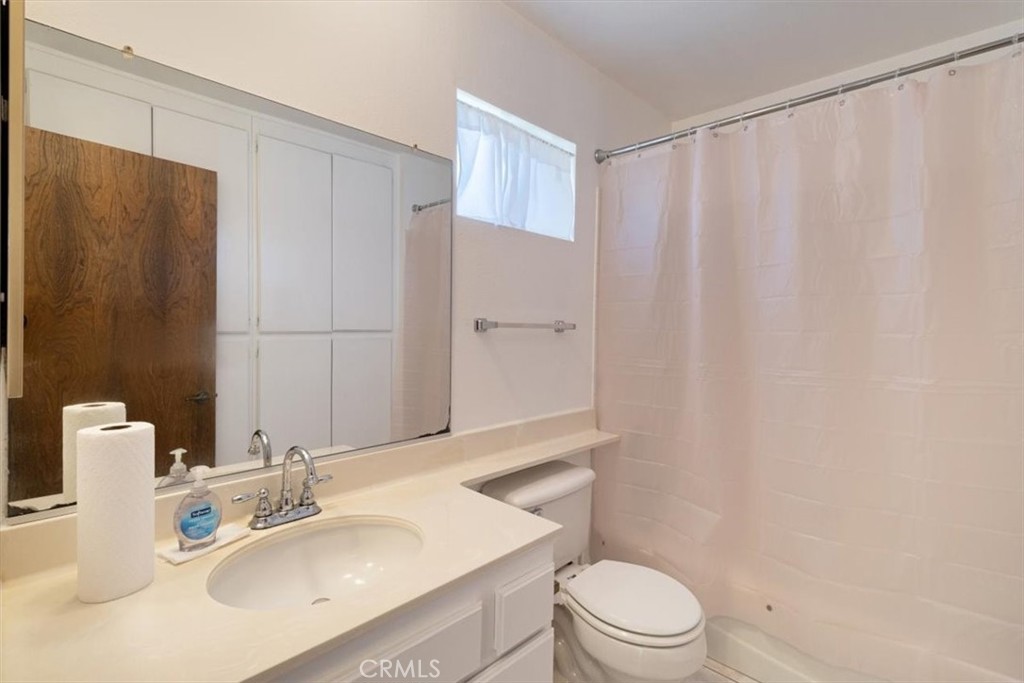 322 N Avenue 66 5