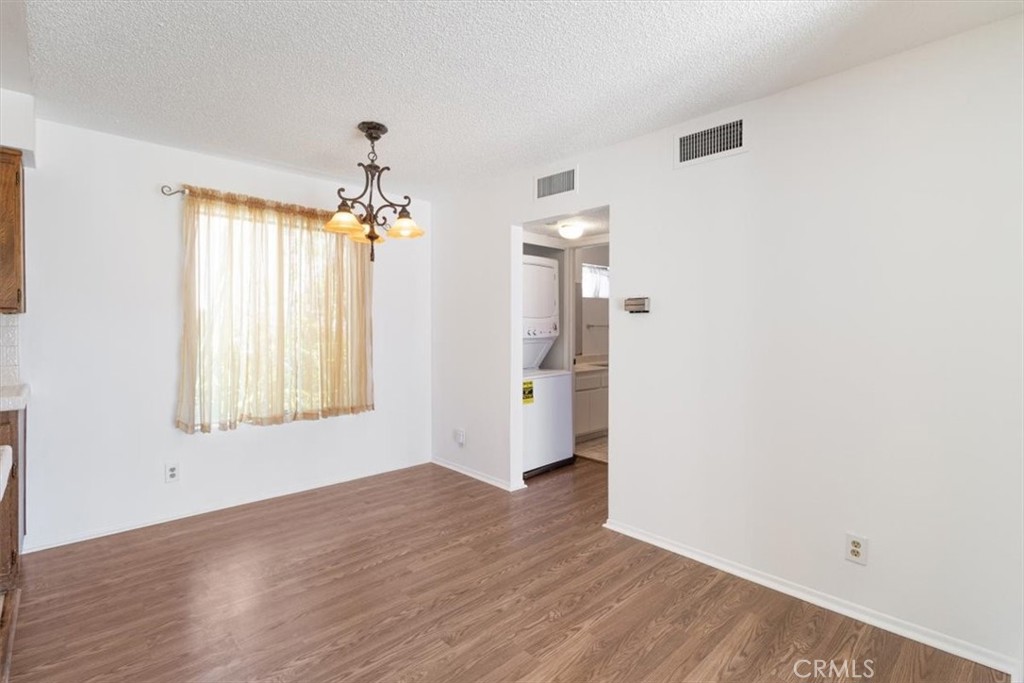 322 N Avenue 66 5