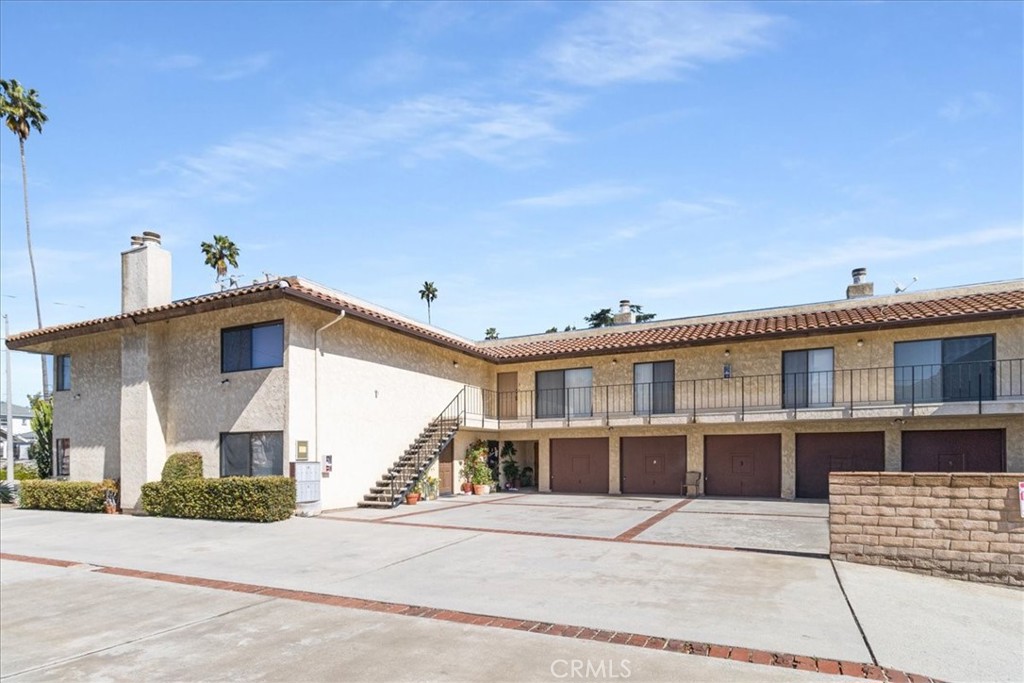 322 N Avenue 66 5