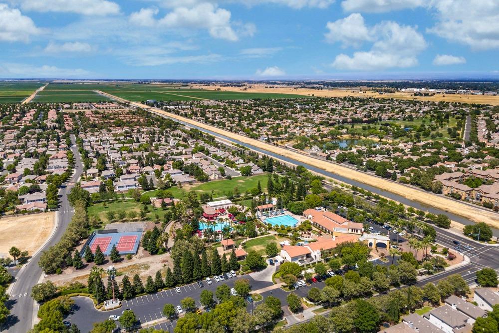 5350 Dunlay Drive 112