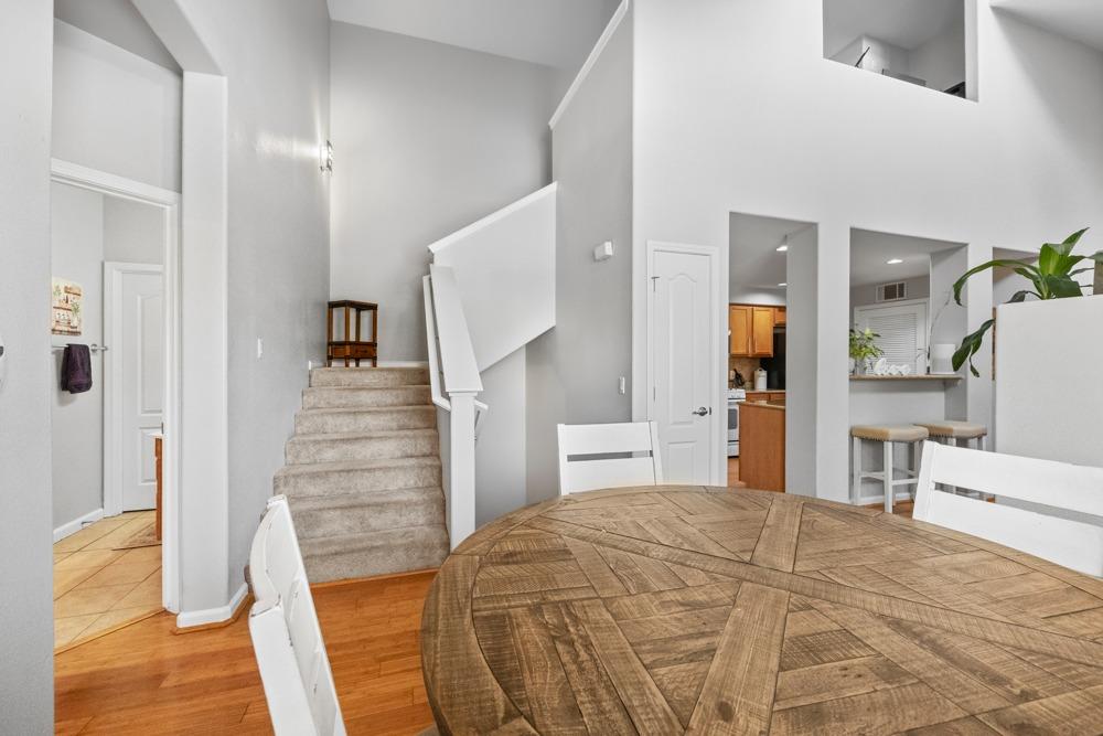 5350 Dunlay Drive 112