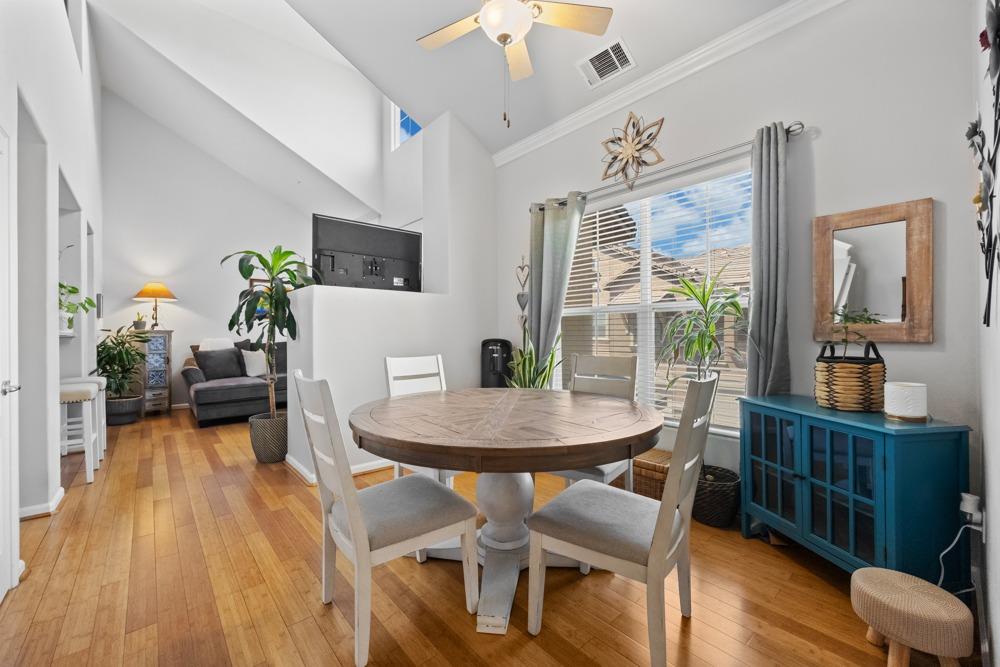 5350 Dunlay Drive 112