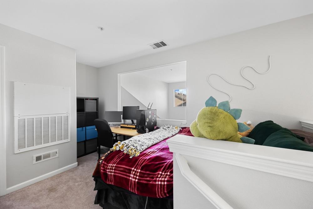 5350 Dunlay Drive 112