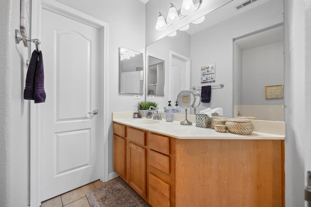 5350 Dunlay Drive 112