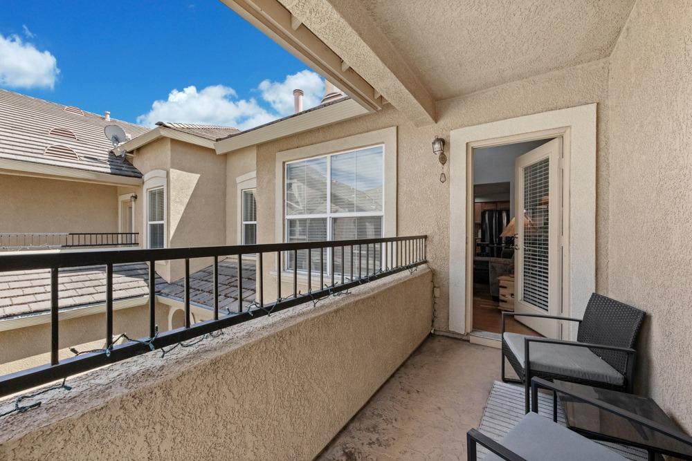 5350 Dunlay Drive 112