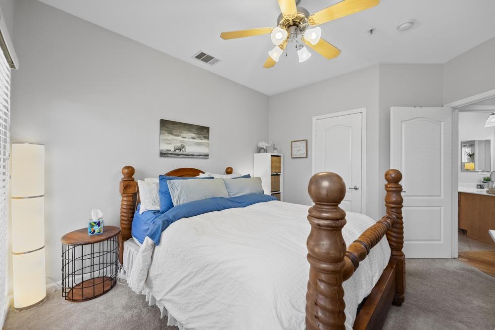 5350 Dunlay Drive 112