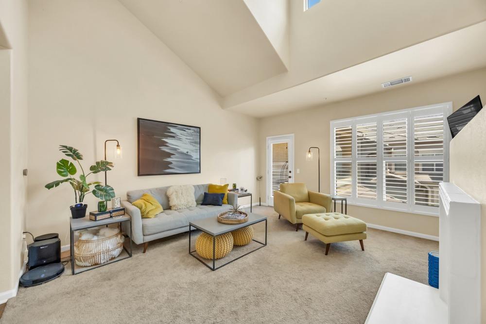 5350 Dunlay Drive 3112