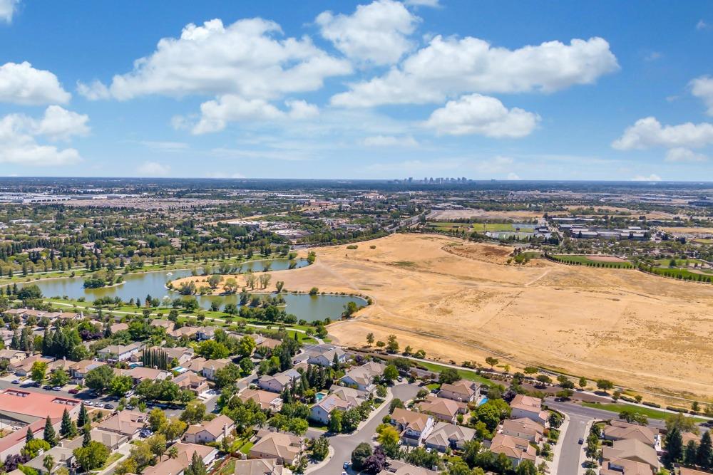 5350 Dunlay Drive 3112