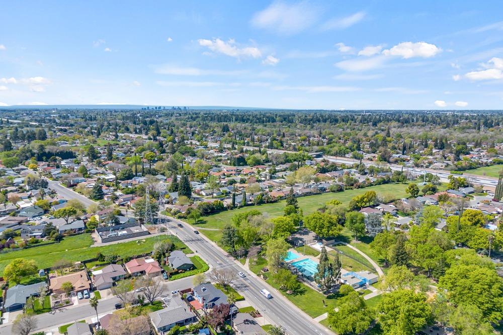 3113 Occidental Drive 2