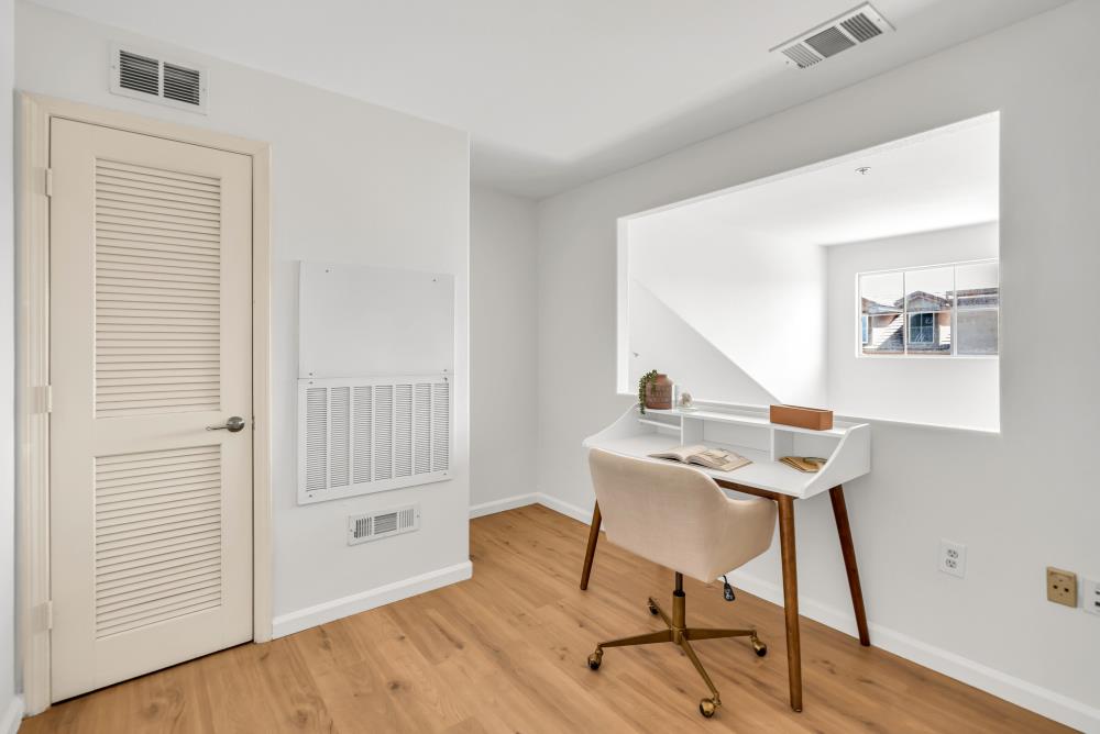 5350 Dunlay Drive 1612