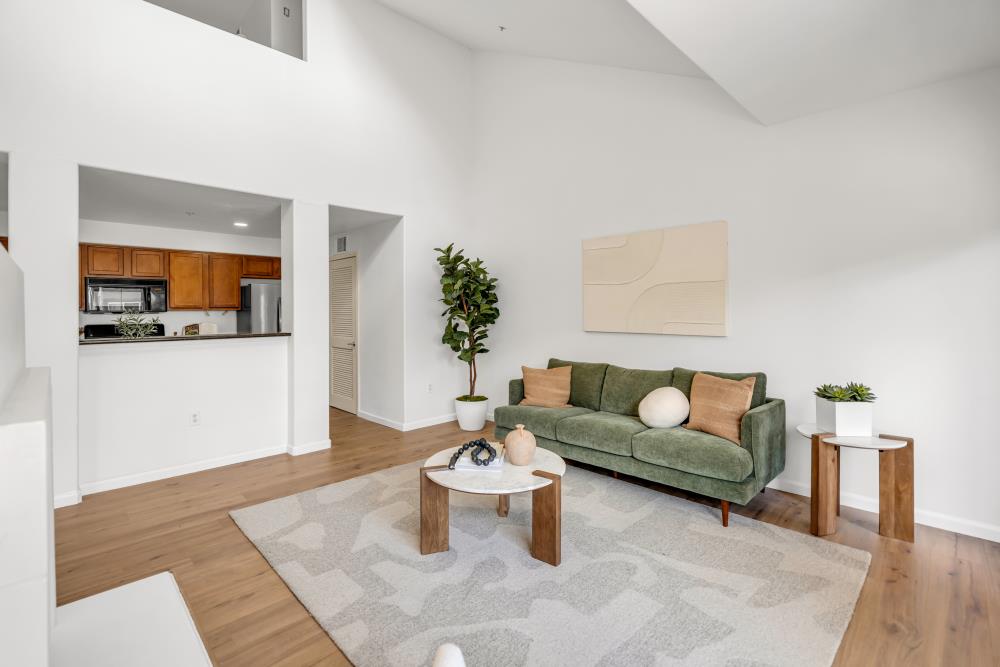 5350 Dunlay Drive 1612