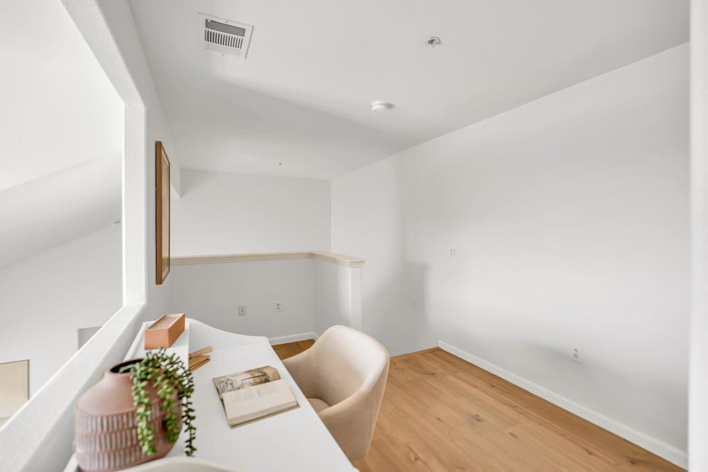 5350 Dunlay Drive 1612