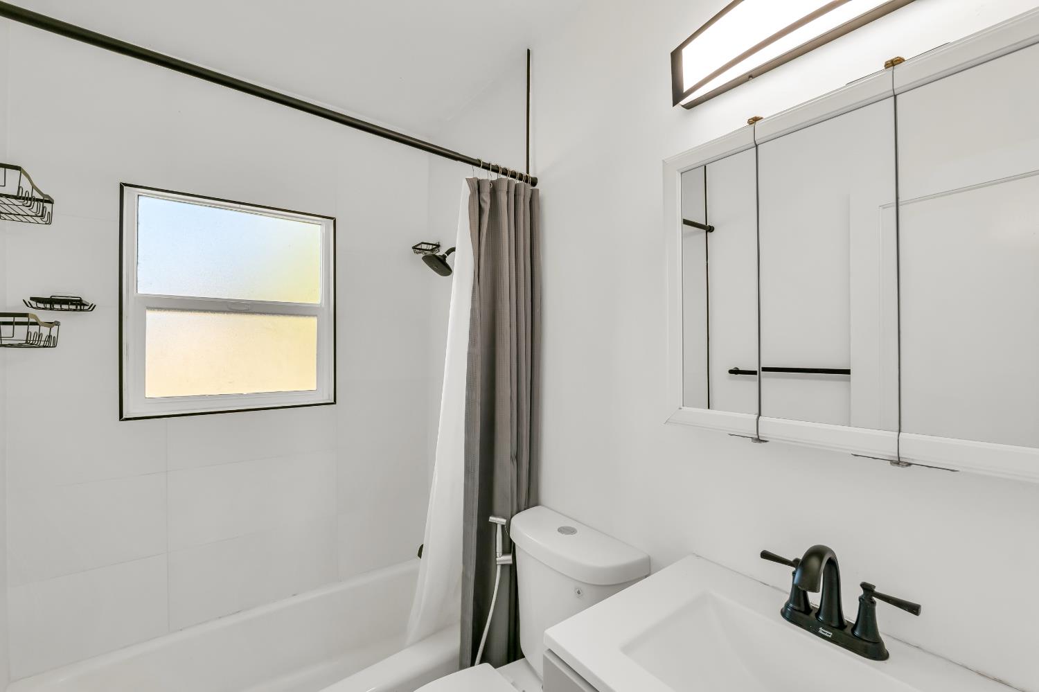 153 El Camino Avenue