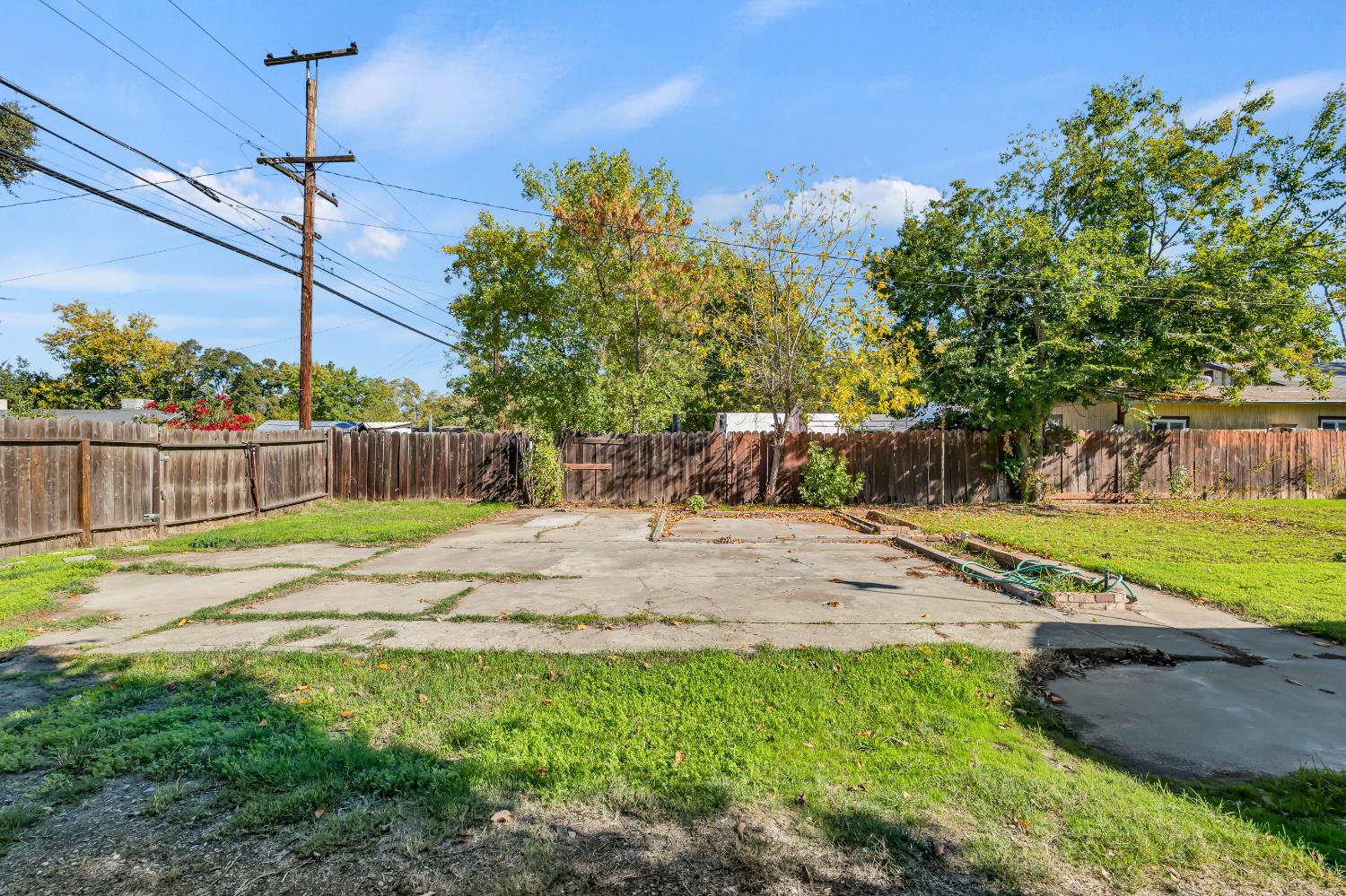 153 El Camino Avenue