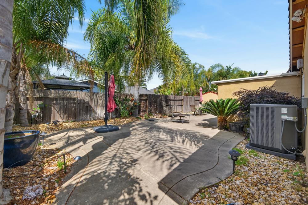 2612 Stonehaven Drive