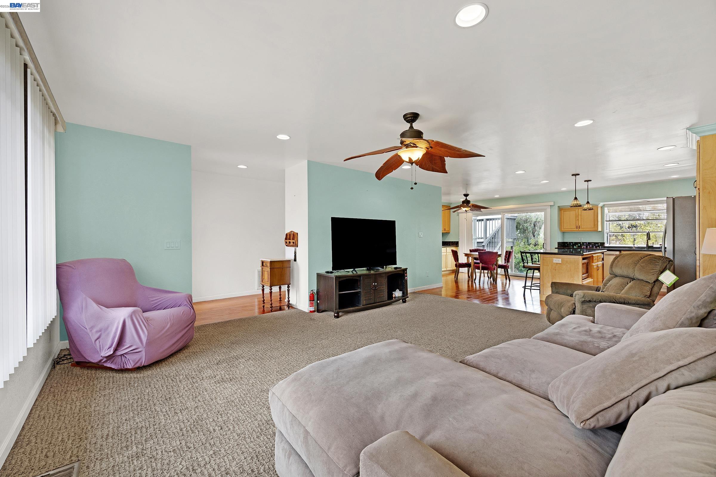 372 Monaco Ave