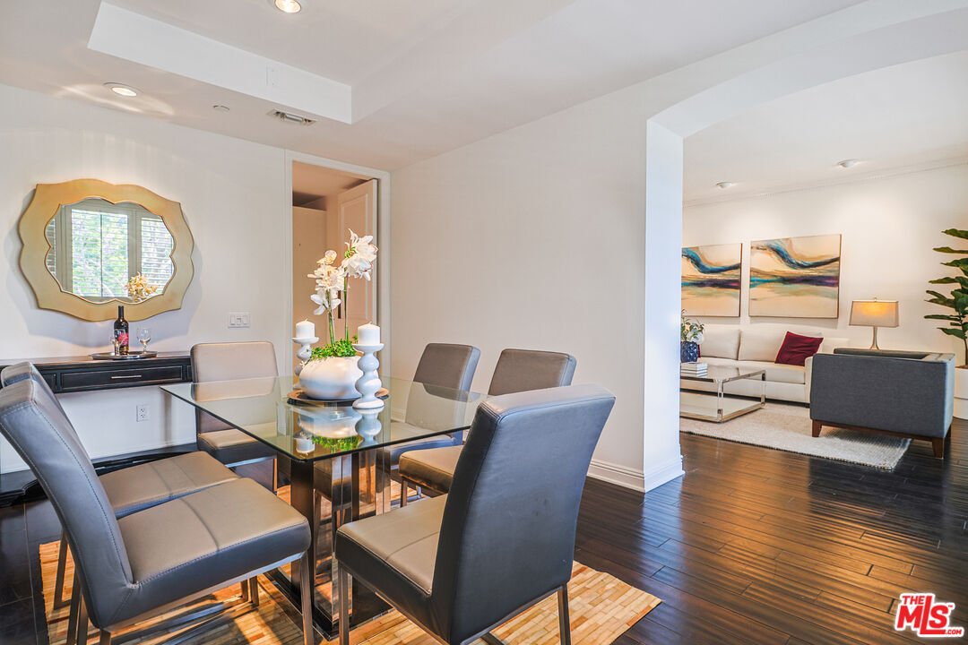 12218 Montana Ave Unit: 208