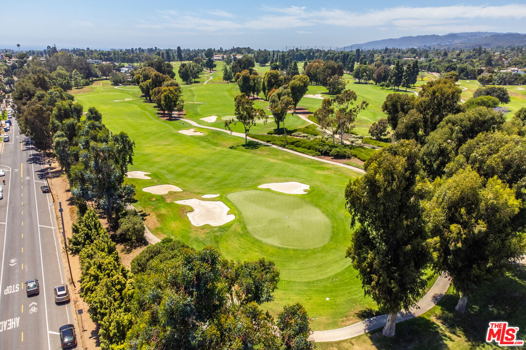 12218 Montana Ave Unit: 208