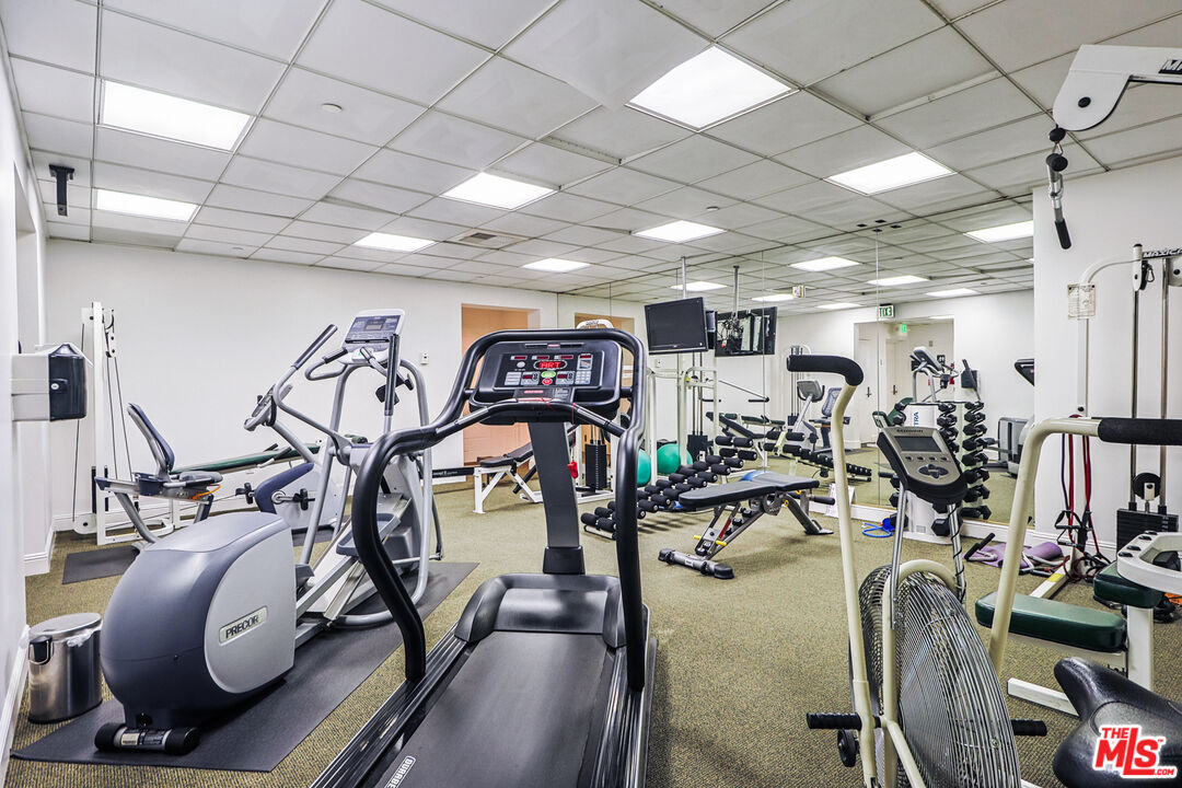 12218 Montana Ave Unit: 208