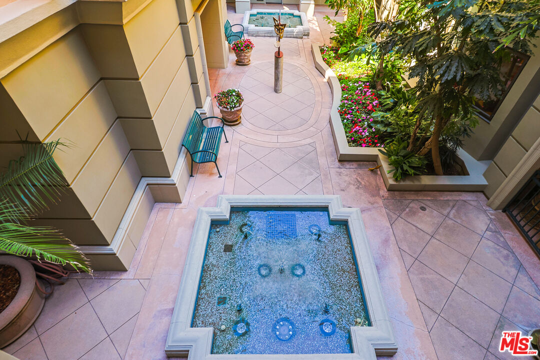 12218 Montana Ave Unit: 208