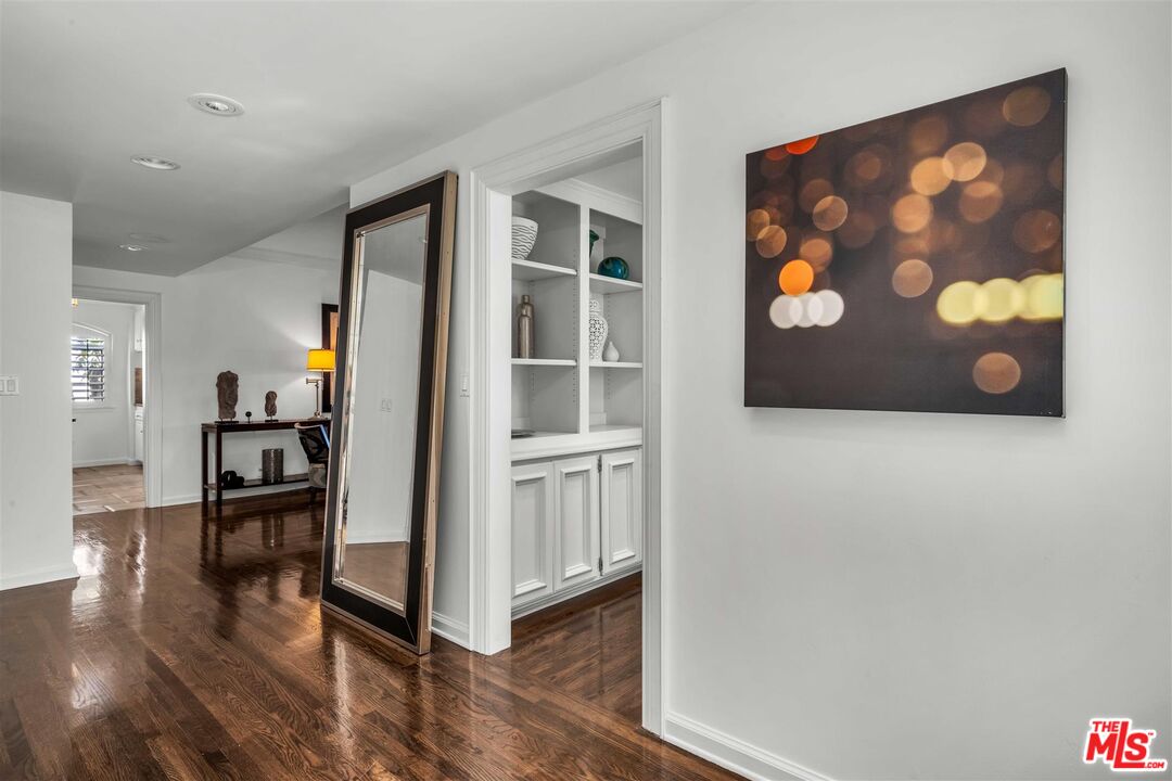 11745 Montana Ave Unit: 301