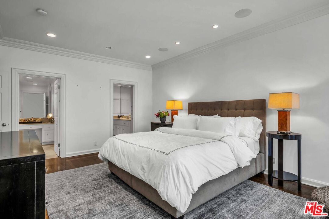 11745 Montana Ave Unit: 301
