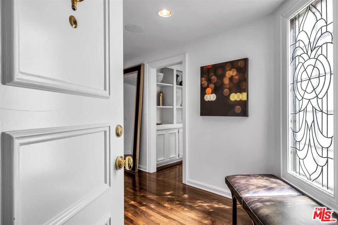 11745 Montana Ave Unit: 301