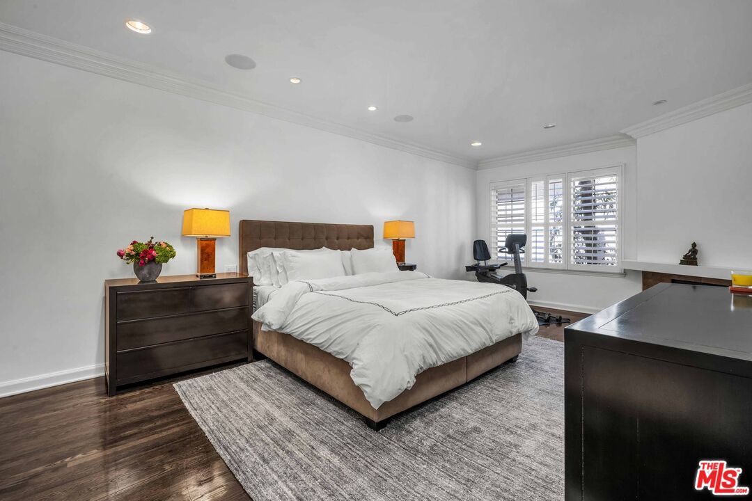 11745 Montana Ave Unit: 301