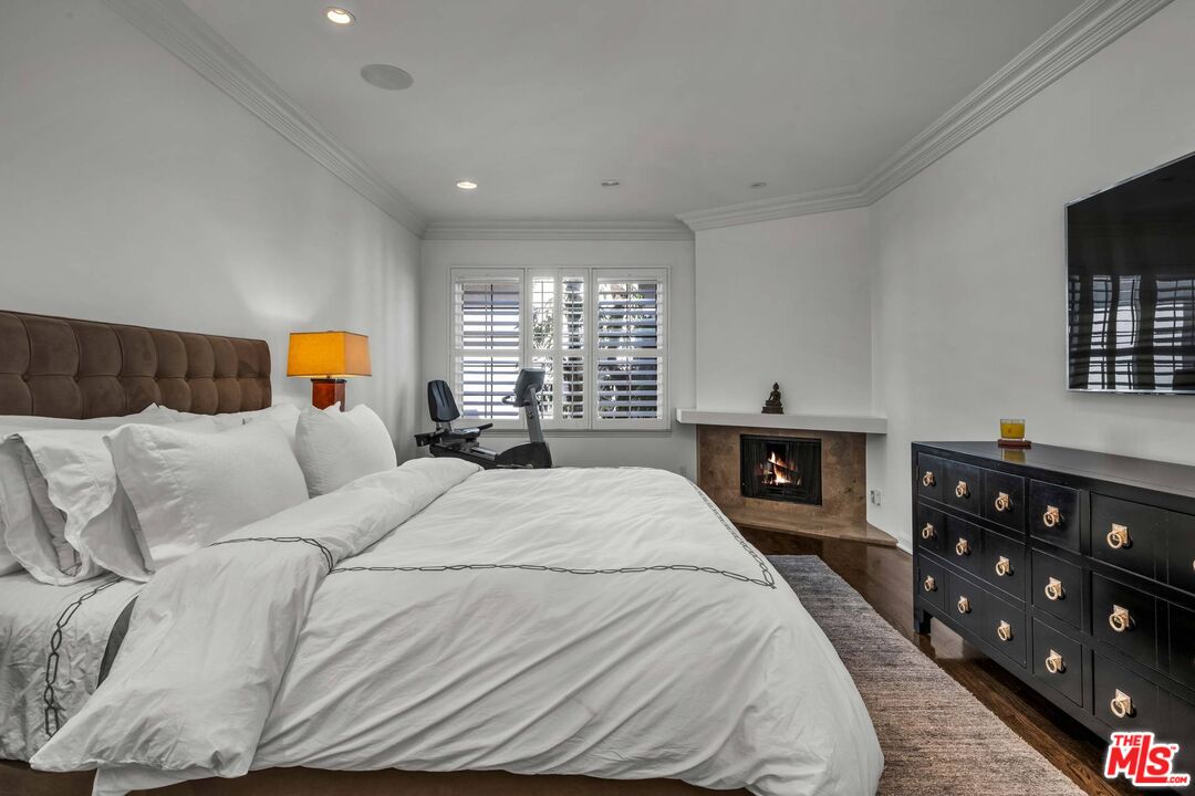 11745 Montana Ave Unit: 301