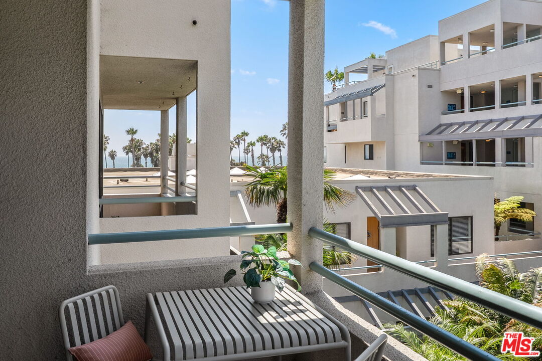 140 Ocean Park Blvd Unit: 419