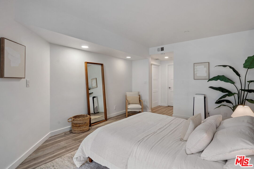 140 Ocean Park Blvd Unit: 419