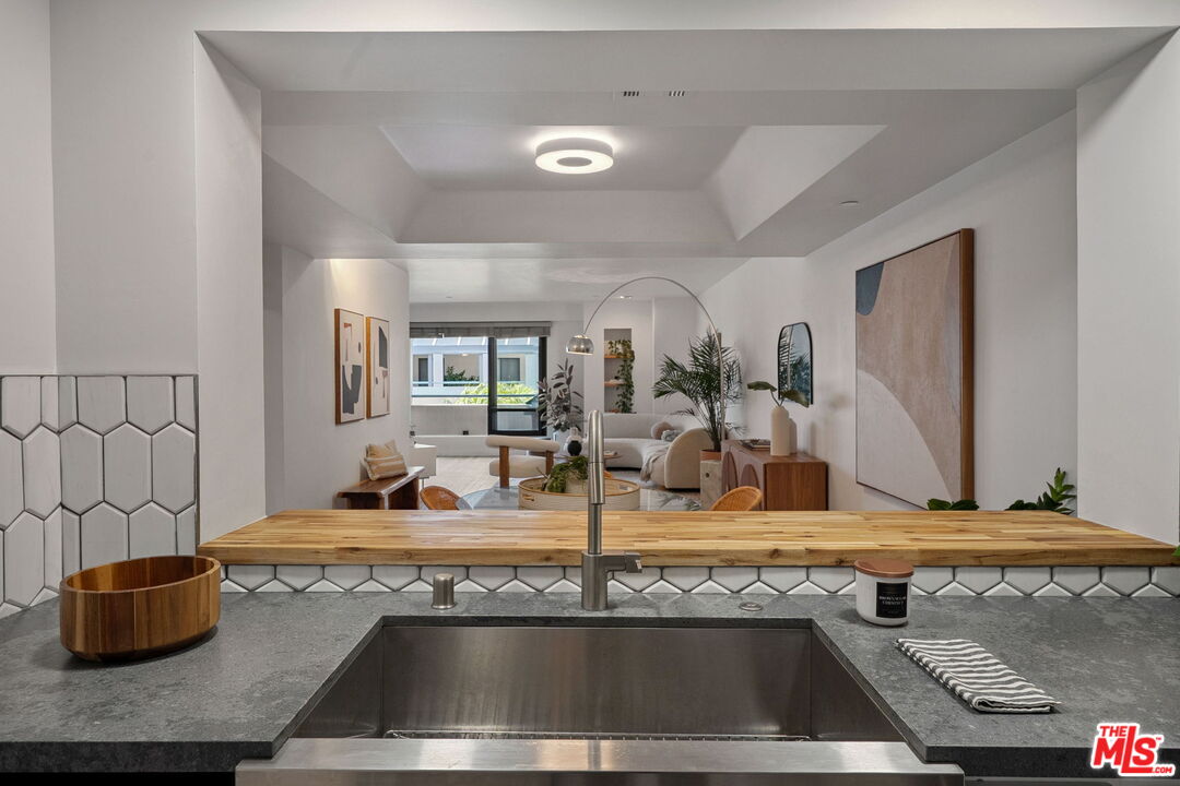 140 Ocean Park Blvd Unit: 419